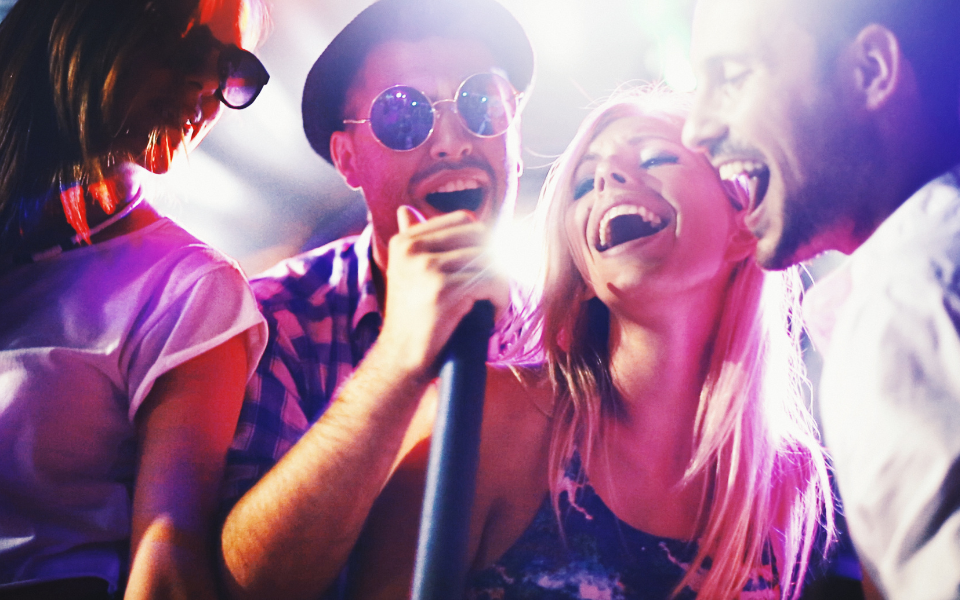 80S 90S Karaoke Party At The Tavern