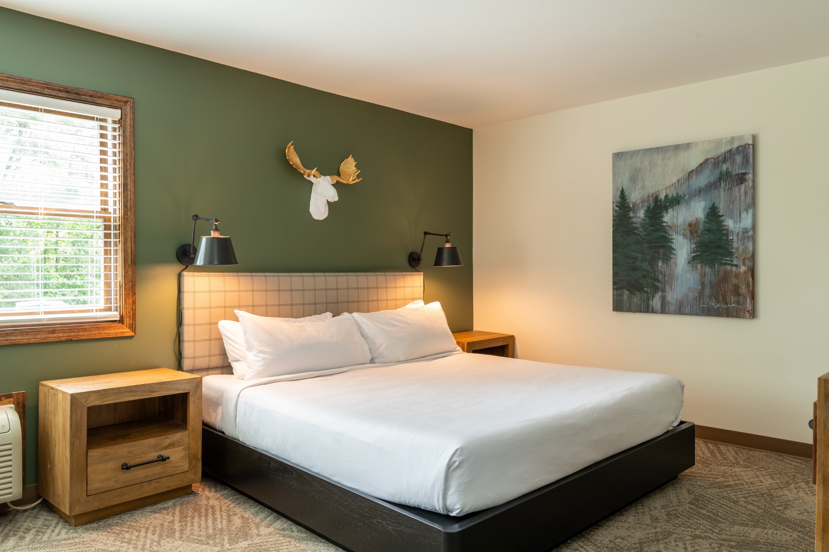 Main Lodge King Suite - One Bedroom