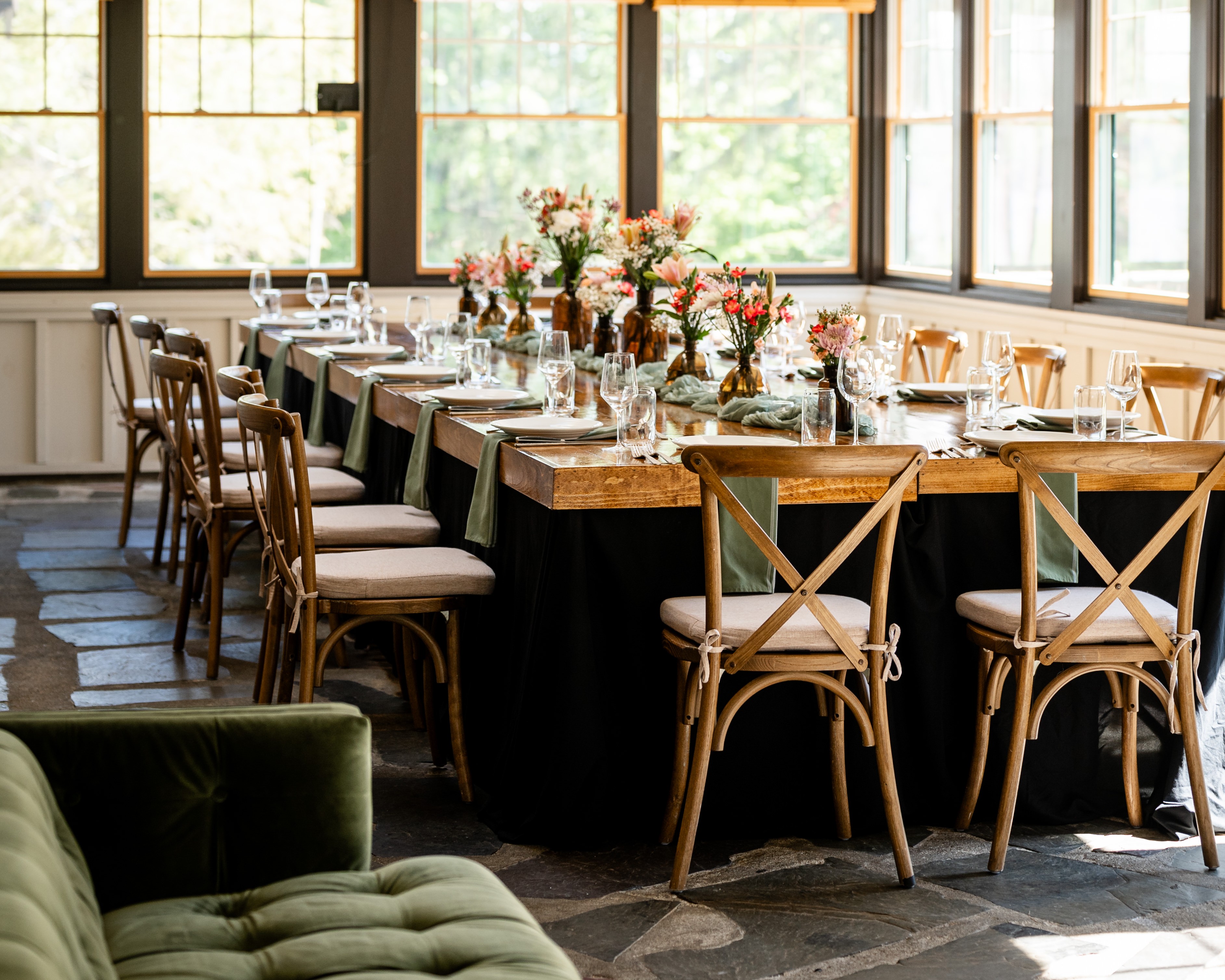 Rehearsal Dinner Table Scape by Kniley Photography (1)